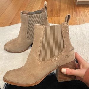 Tan Chelsea Boots from UGG
